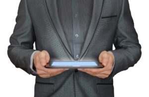 オンラインで電力会社を比較する際のポイントは？