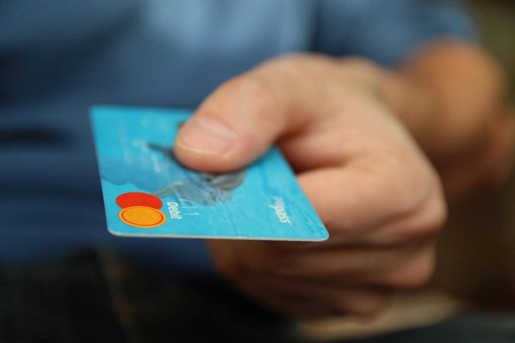 電気代の支払いにクレジットカードを利用するメリットは？